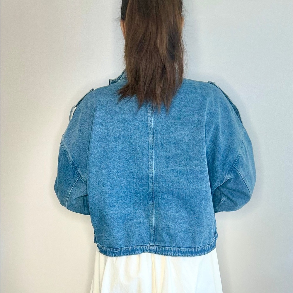 NWT Women's Aviator Cropped Denim Utility Jacket S, M, & L - Picture 3 of 3